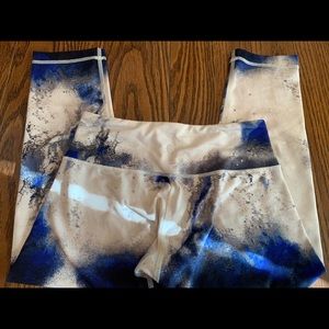 Lululemon tie dye workout Capri